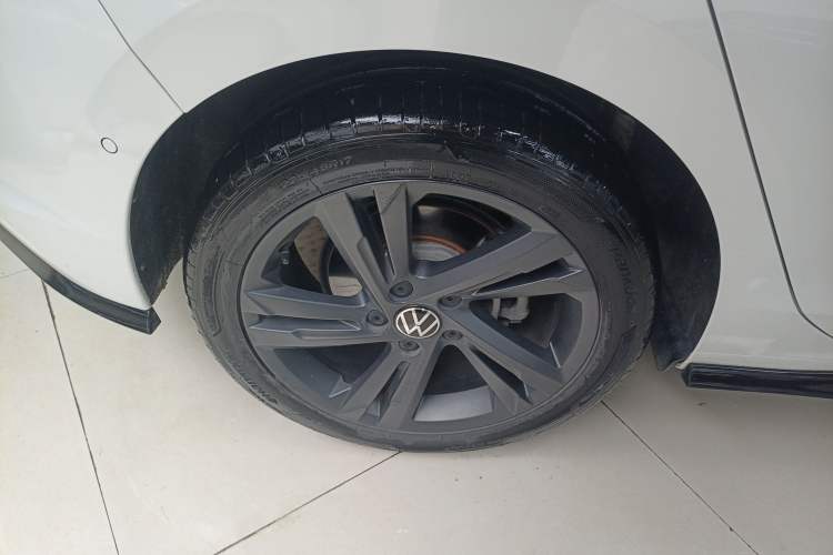 Used Volkswagen Golf 2023 Facelift 280TSI DSG R-Line Lite Exterior 5