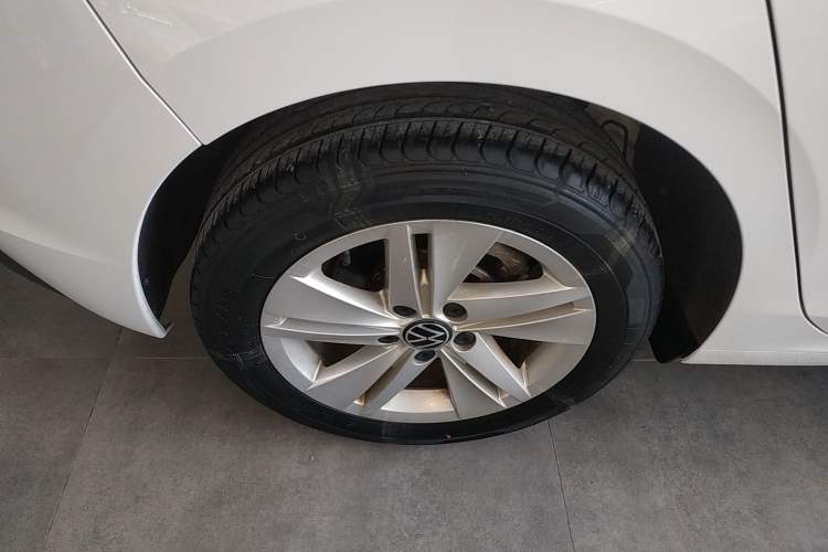Used Volkswagen Golf 2023 200TSI DSG Exterior 8