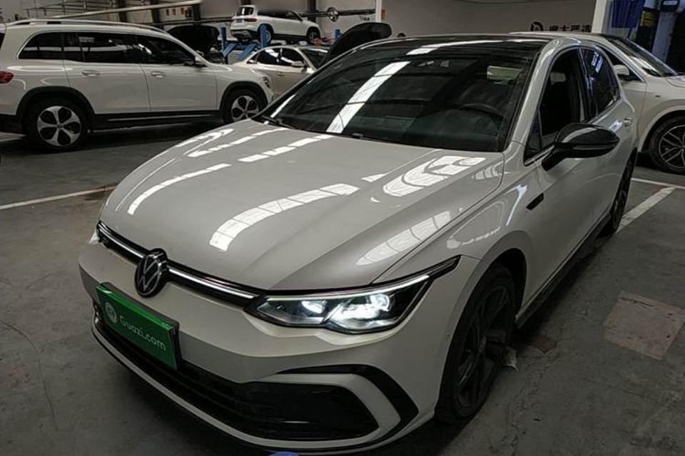 Volkswagen Golf 2023