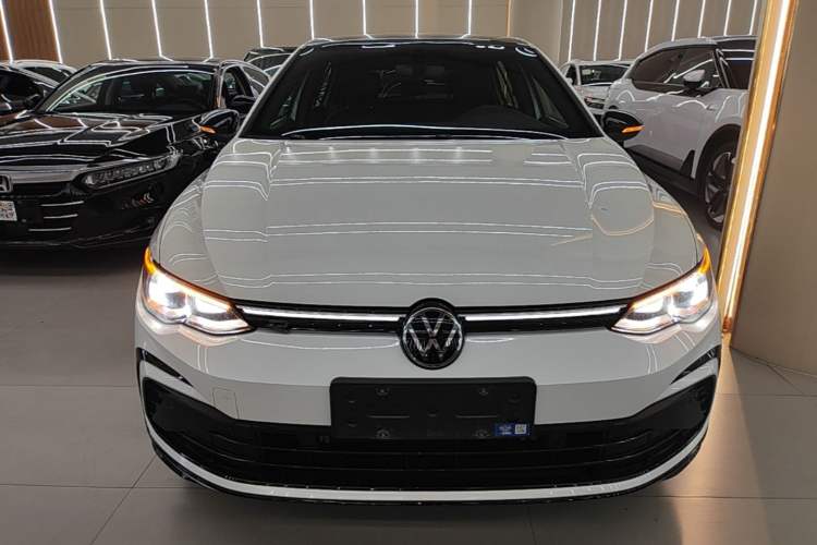 Used Volkswagen Golf 2023 Facelift 280TSI DSG R-Line Lite Front