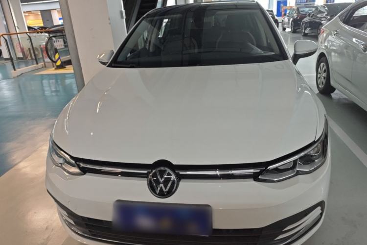 Used Volkswagen Golf 2023 200TSI DSG Pro Front