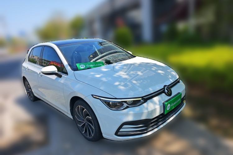 Used Volkswagen Golf 2023 Facelift 280TSI DSG Pro Front Right 45 Deg