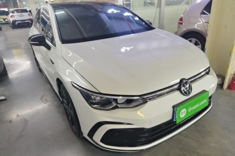 Used Volkswagen Golf 2023 Facelift 280TSI DSG R-Line Lite Front Right 45 Deg