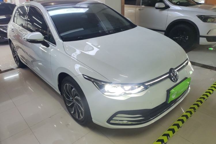 Used Volkswagen Golf 2023 Facelift 280TSI DSG Pro Front Right 45 Deg
