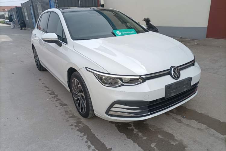 Used Volkswagen Golf 2023 280TSI DSG Pro Front Right 45 Deg