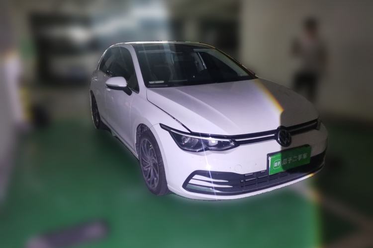 Used Volkswagen Golf 2023 Facelift 280TSI DSG Pro Front Right 45 Deg