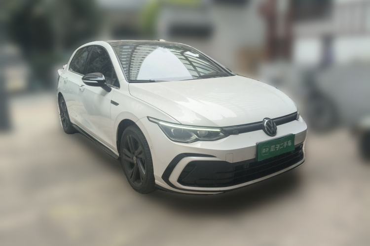 Used Volkswagen Golf 2023 280TSI DSG R-Line Lite Front Right 45 Deg