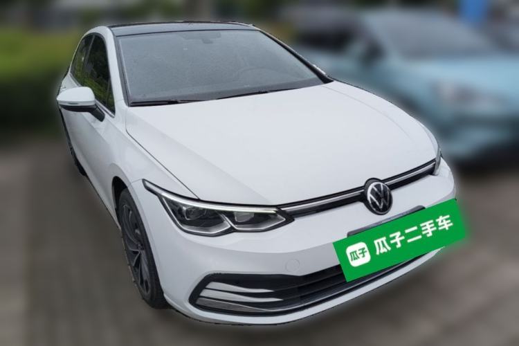 Used Volkswagen Golf 2023 Facelift 280TSI DSG Pro Front Right 45 Deg