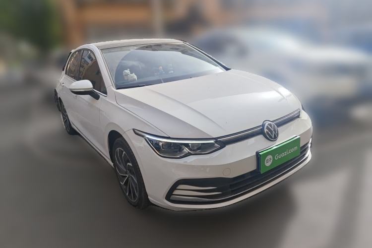 Used Volkswagen Golf 2023 280TSI DSG Pro Front Right 45 Deg