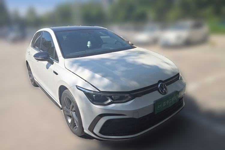 Used Volkswagen Golf 2023 280TSI DSG R-Line Lite Front Right 45 Deg