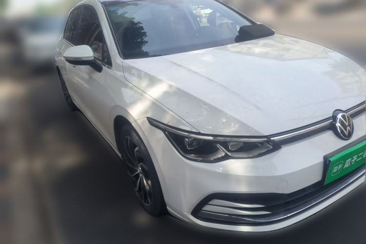 Used Volkswagen Golf 2023 280TSI DSG Pro Front Right 45 Deg