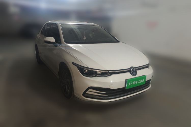 Used Volkswagen Golf 2023 280TSI DSG Pro Front Right 45 Deg