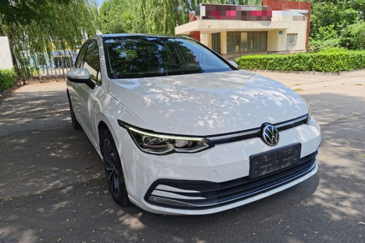 Used Volkswagen Golf 2023 Facelift 280TSI DSG Pro Front Right 45 Deg