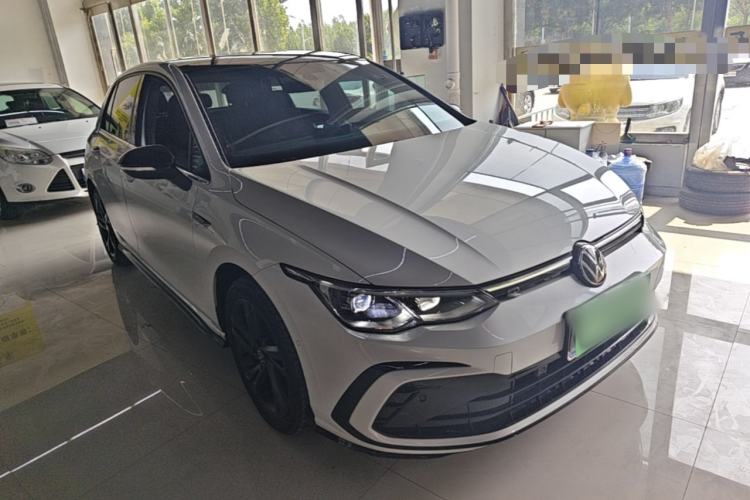 Used Volkswagen Golf 2023 Facelift 280TSI DSG R-Line Lite Front Right 45 Deg
