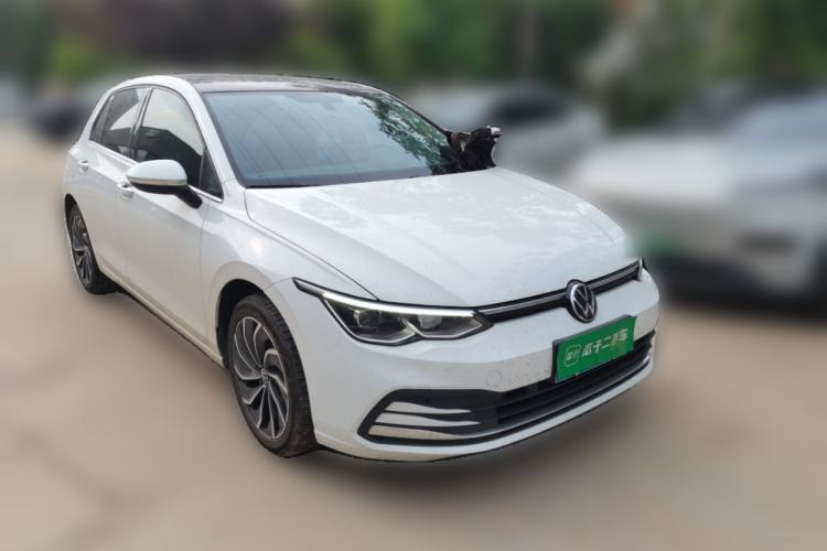Used Volkswagen Golf 2023 Facelift 280TSI DSG Pro Front Right 45 Deg