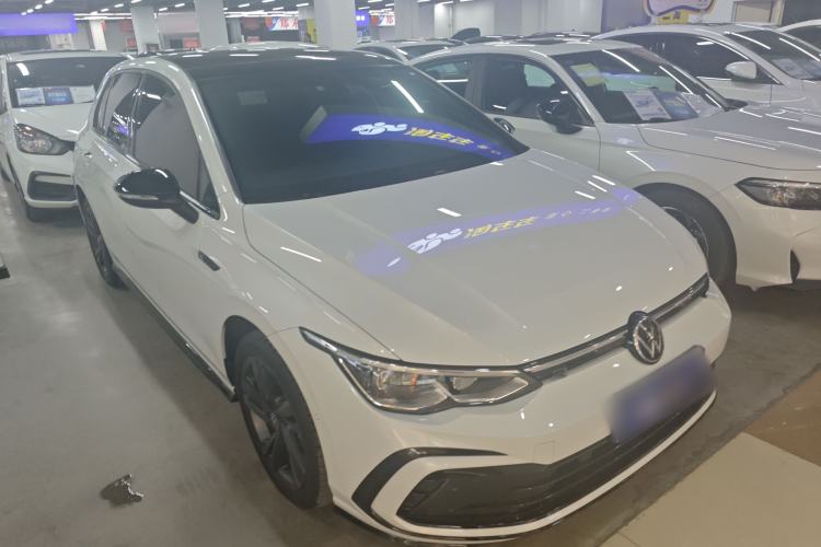 Used Volkswagen Golf 2023 Facelift 280TSI DSG R-Line Lite Front Right 45 Deg