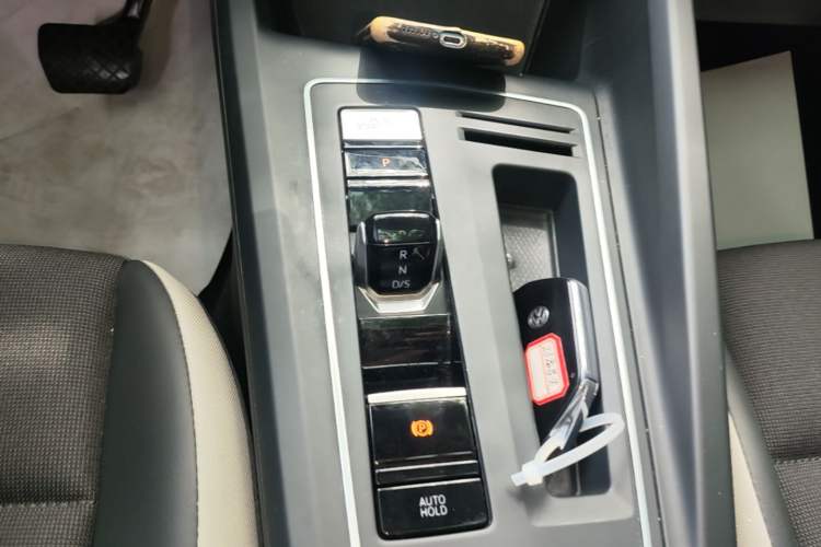Used Volkswagen Golf 2023 Facelift 280TSI DSG Pro Gear Lever