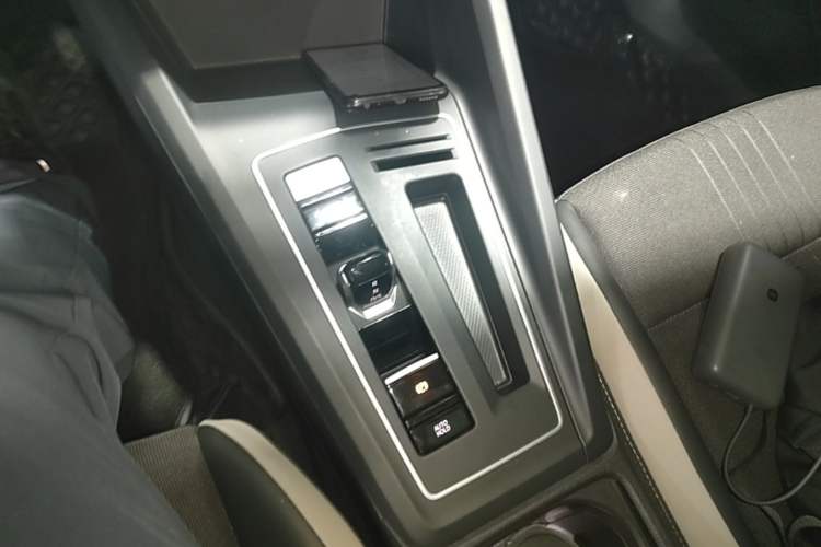 Used Volkswagen Golf 2023 280TSI DSG Pro Gear Lever