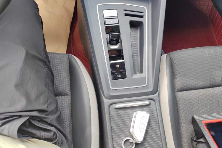 Used Volkswagen Golf 2023 280TSI DSG Pro Gear Lever