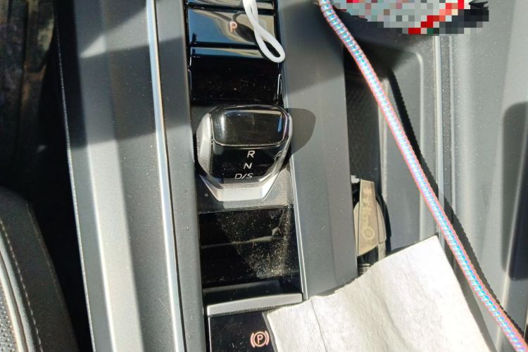 Used Volkswagen Golf 2023 280TSI DSG R-Line Lite Gear Lever