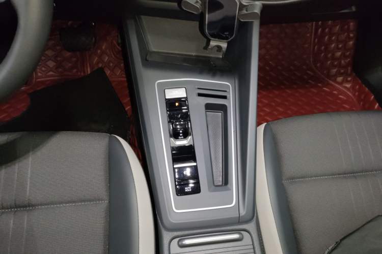 Used Volkswagen Golf 2023 Facelift 280TSI DSG Pro Gear Lever