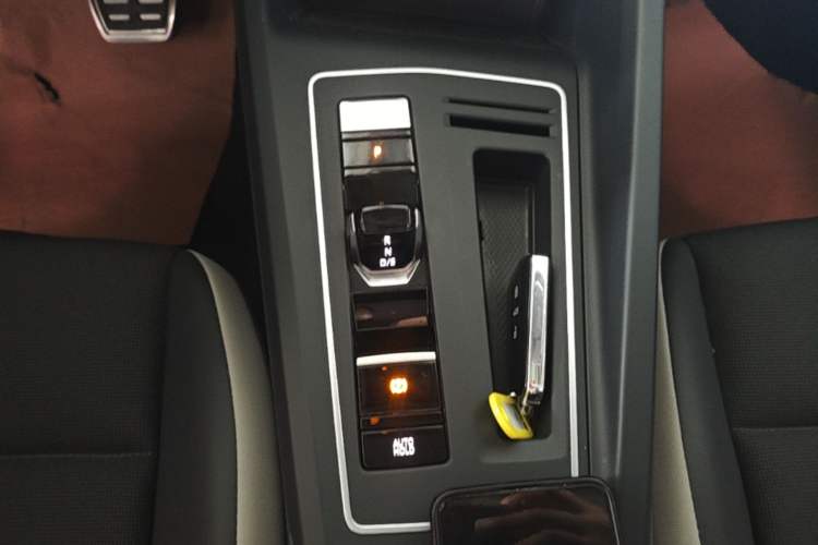 Used Volkswagen Golf 2023 Facelift 280TSI DSG Pro Gear Lever