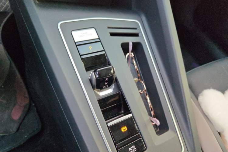 Used Volkswagen Golf 2023 Facelift 280TSI DSG Pro Gear Lever