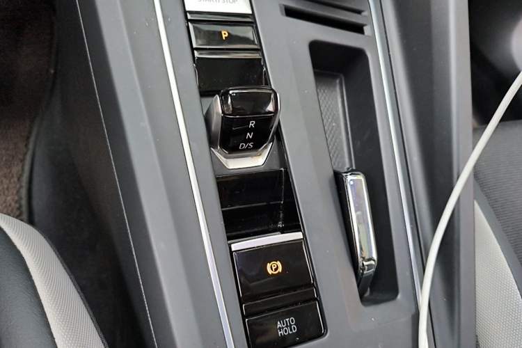 Used Volkswagen Golf 2023 Facelift 280TSI DSG Pro Gear Lever