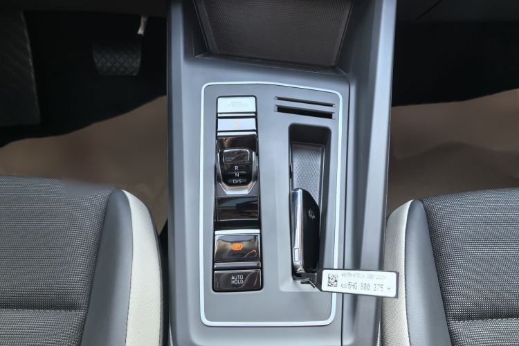 Used Volkswagen Golf 2023 Facelift 280TSI DSG Pro Gear Lever