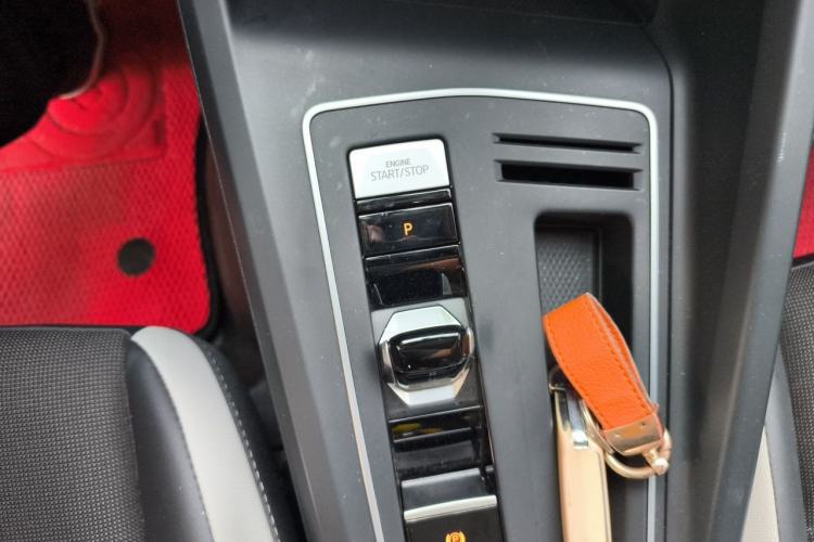 Used Volkswagen Golf 2023 Facelift 280TSI DSG Pro Gear Lever