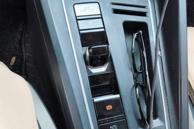 Used Volkswagen Golf 2023 280TSI DSG Pro Gear Lever