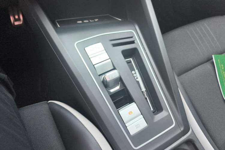 Used Volkswagen Golf 2023 Facelift 280TSI DSG Pro Gear Lever