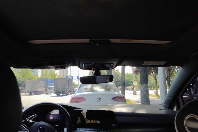 Used Volkswagen Golf 2023 280TSI DSG R-Line Lite Headliner