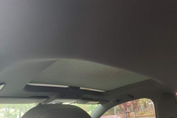 Used Volkswagen Golf 2023 Facelift 280TSI DSG R-Line Lite Headliner