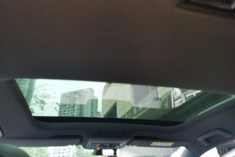 Used Volkswagen Golf 2023 Facelift 280TSI DSG R-Line Lite Headliner