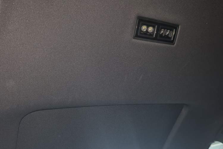 Used Volkswagen Golf 2023 280TSI DSG R-Line Lite Headliner