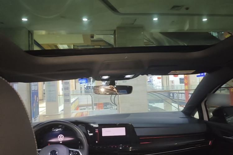 Used Volkswagen Golf 2023 Facelift 280TSI DSG R-Line Lite Headliner