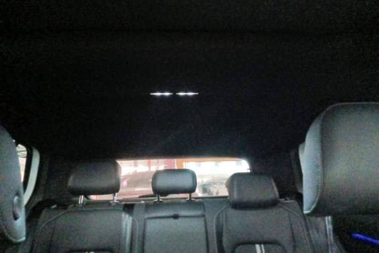 Used Volkswagen Golf 2023 280TSI DSG R-Line Lite Headliner