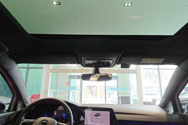 Used Volkswagen Golf 2023 Facelift 280TSI DSG R-Line Lite Headliner