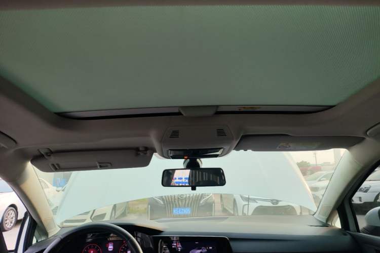 Used Volkswagen Golf 2023 280TSI DSG Pro Headliner