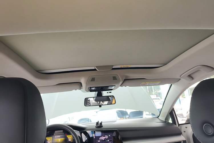 Used Volkswagen Golf 2023 Facelift 280TSI DSG Pro Headliner