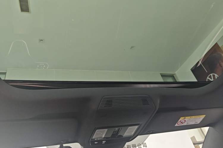 Used Volkswagen Golf 2023 Facelift 280TSI DSG R-Line Headliner