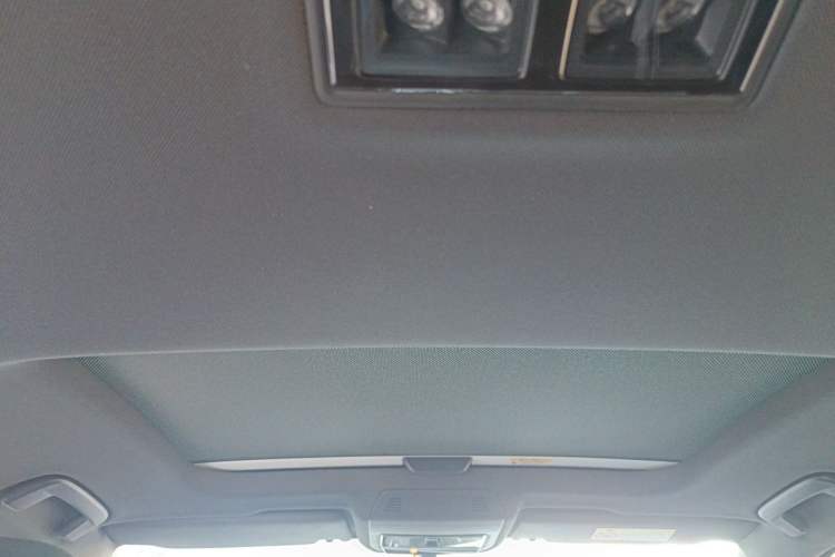 Used Volkswagen Golf 2023 280TSI DSG R-Line Lite Headliner