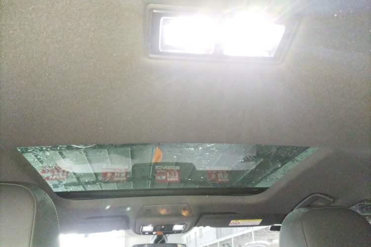 Used Volkswagen Golf 2023 Facelift 280TSI DSG R-Line Lite Headliner