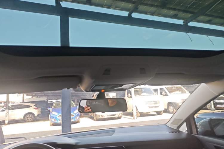 Used Volkswagen Golf 2023 280TSI DSG Pro Headliner
