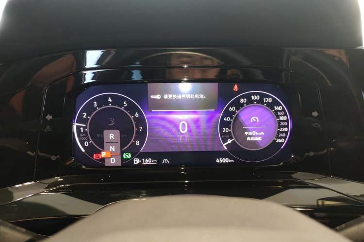 Used Volkswagen Golf 2023 Facelift 280TSI DSG R-Line Lite Instrument Cluster