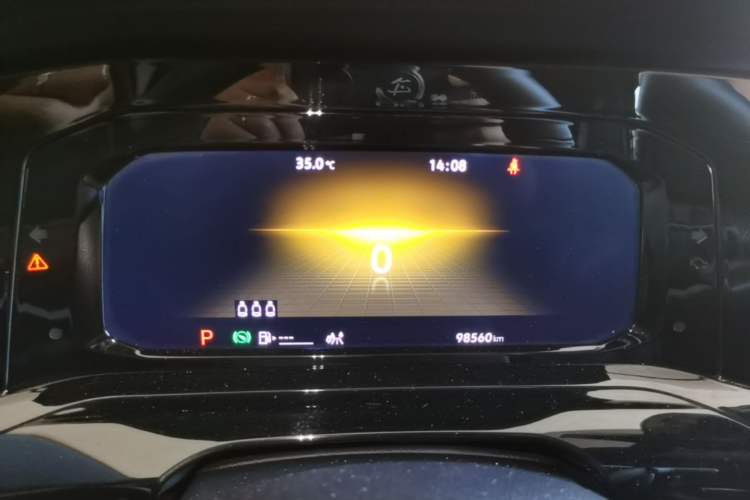 Used Volkswagen Golf 2023 280TSI DSG R-Line Lite Instrument Cluster