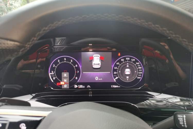 Used Volkswagen Golf 2023 Facelift 280TSI DSG R-Line Lite Instrument Cluster