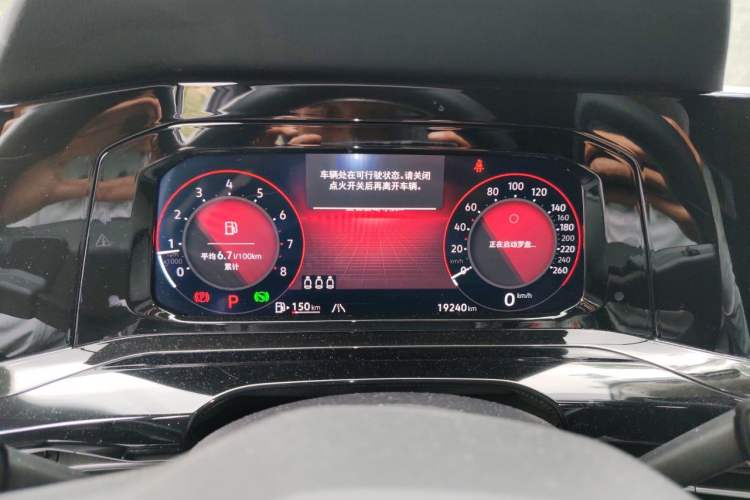 Used Volkswagen Golf 2023 280TSI DSG R-Line Lite Instrument Cluster