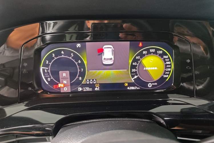 Used Volkswagen Golf 2023 Facelift 280TSI DSG R-Line Lite Instrument Cluster